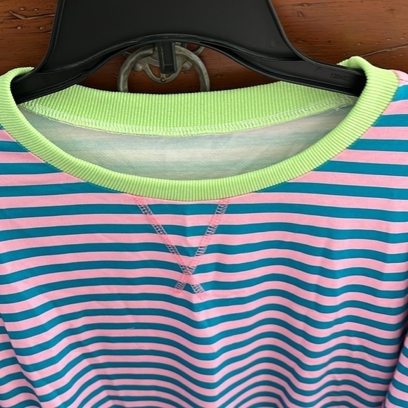 NWOT Women’s Pink And Aqua Blue Striped Top With Lime Green Trim Size 2XL - Picture 4 of 9